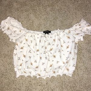 ⭐️Forever 21 Off the Shoulder Crop Top⭐️